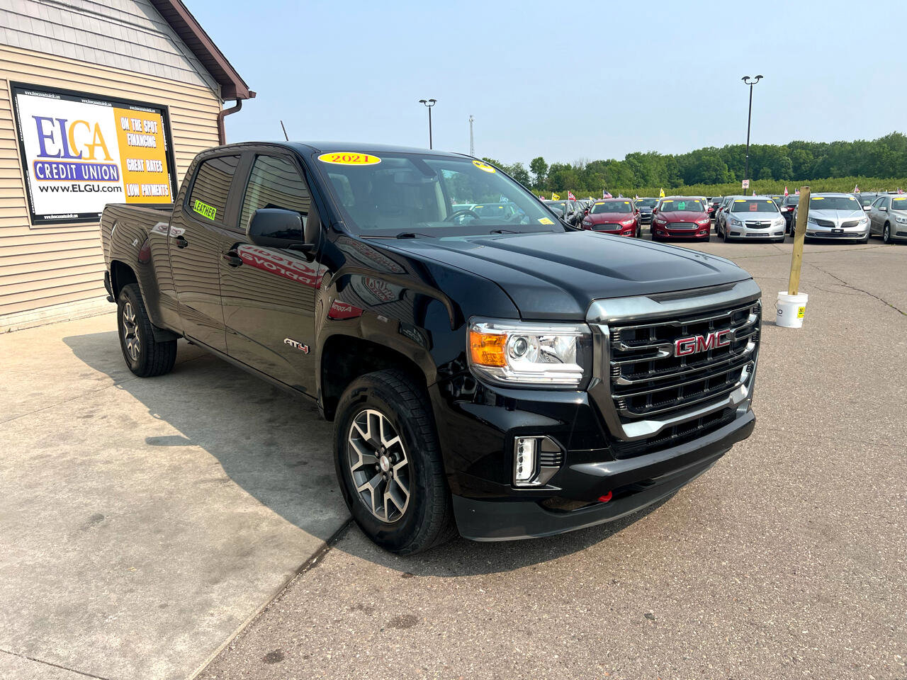 Used 2021 GMC Canyon AT4 image 3