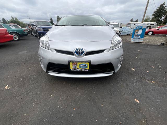 Used 2014 Toyota Prius Two FWD image 2
