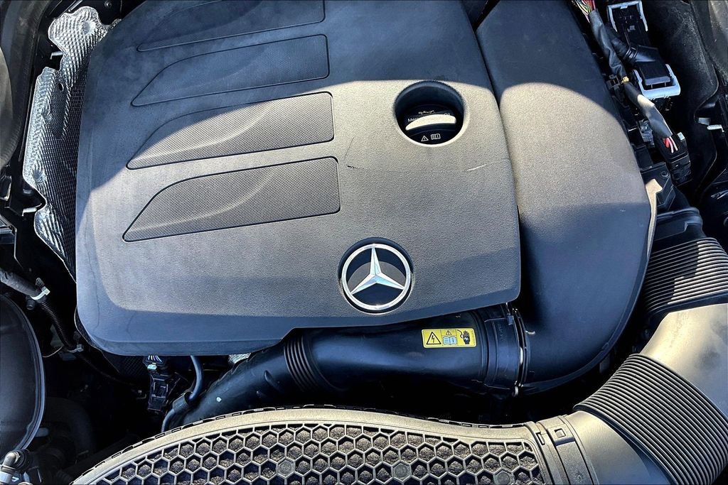 Used 2020 Mercedes-Benz GLC 300 4MATIC Coupe image 30