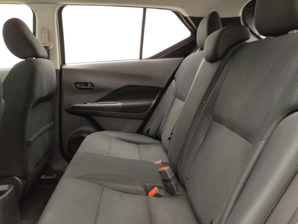 Used 2023 Nissan Kicks S FWD image 18