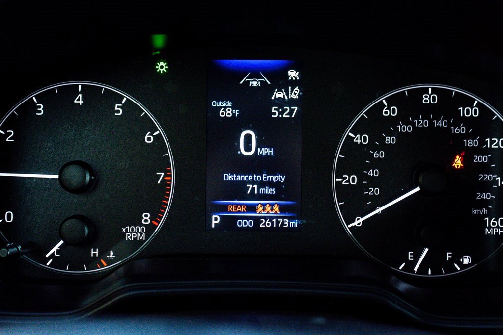 Used 2023 Toyota Corolla SE image 12