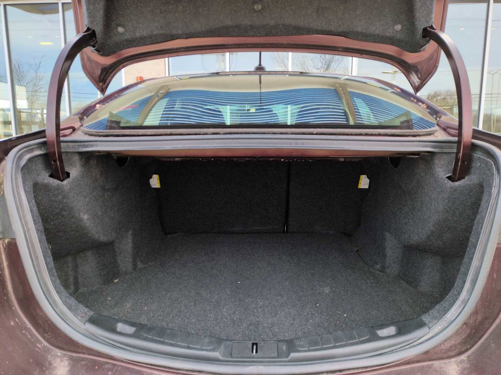 Used 2017 Ford Fusion SE image 32