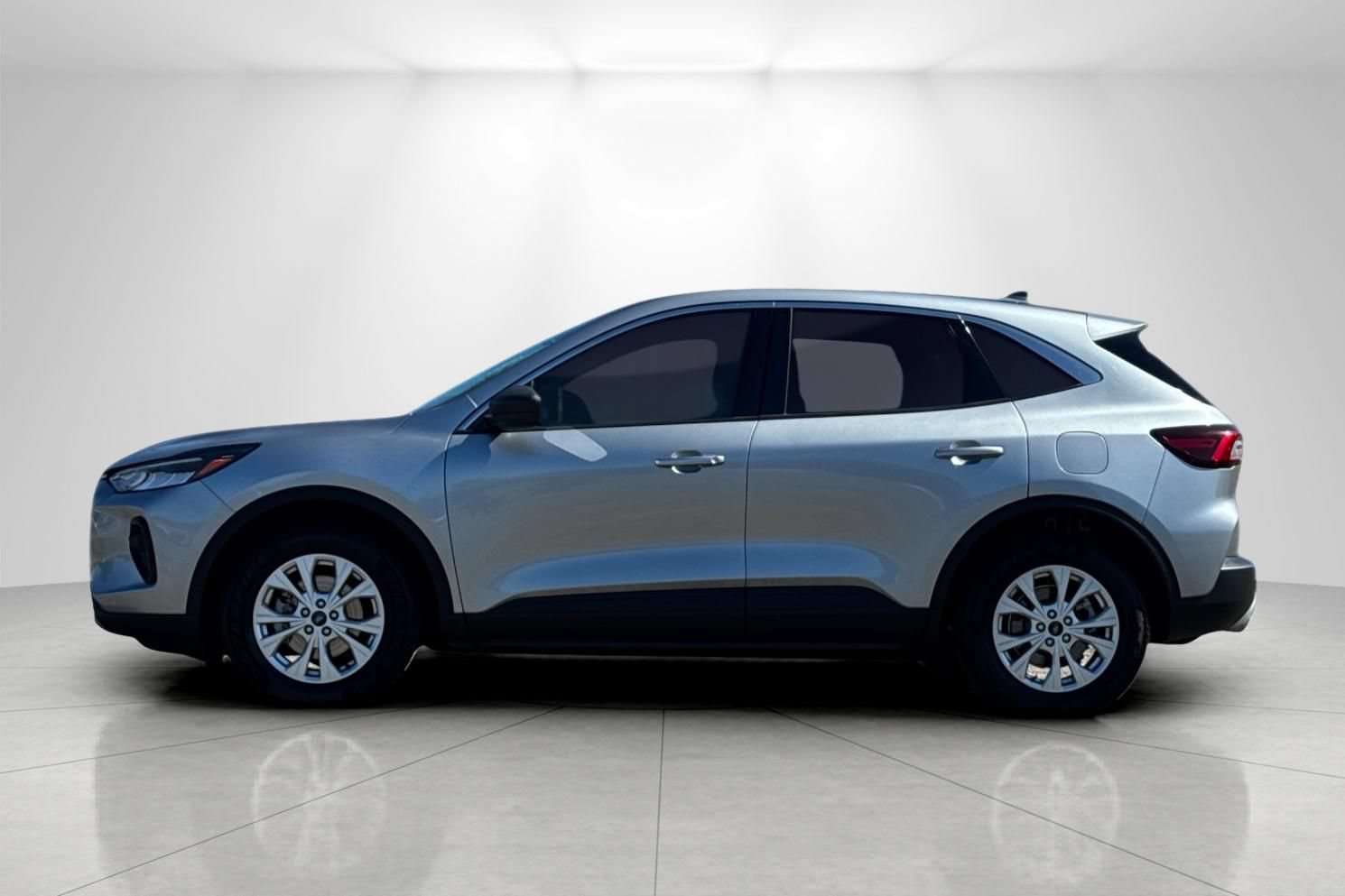 Used 2024 Ford Escape Active FWD image 6