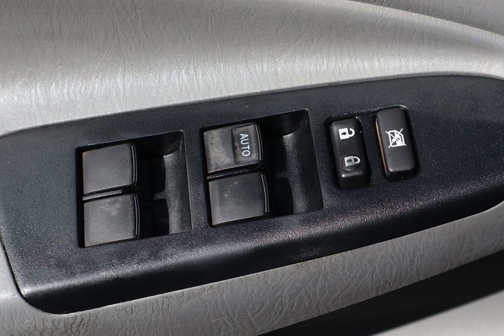 Used 2014 Toyota Tacoma 4x4 Double Cab w/ TRD Off-Road Package image 17