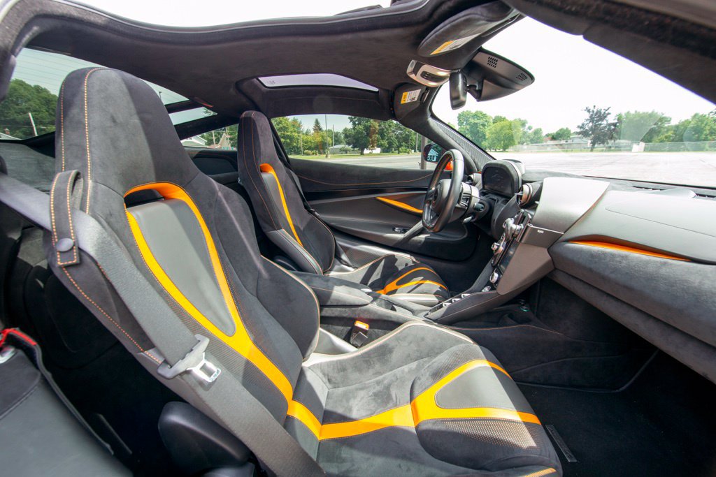 Used 2018 McLaren 720S Performance RWD image 70