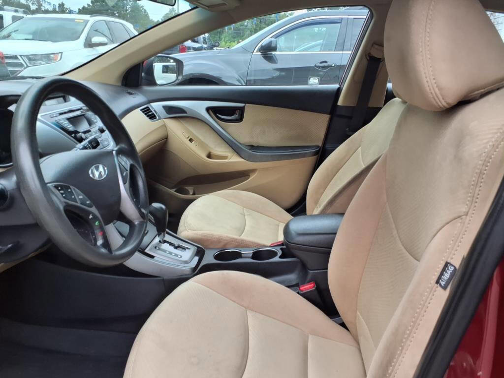Used 2013 Hyundai Elantra GLS w/ Preferred Pkg FWD image 6