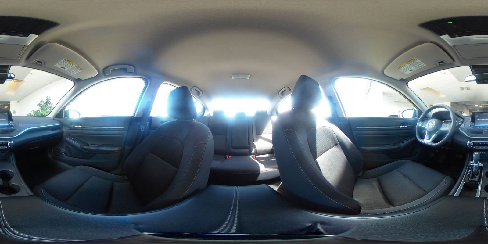 Used 2025 Nissan Altima 2.5 SV FWD image 43