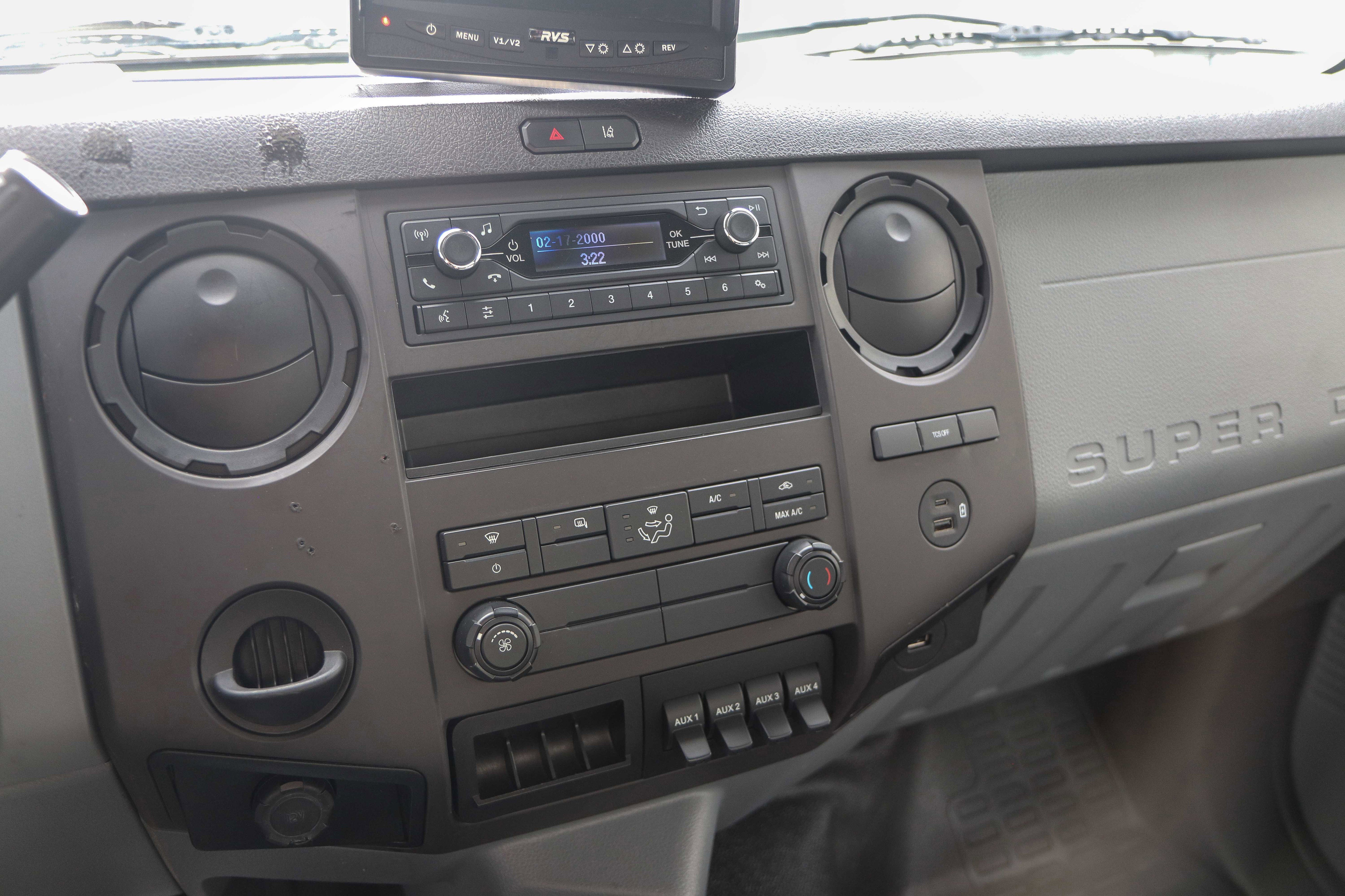 Used 2022 Ford F650 2WD Regular Cab Super Duty image 16