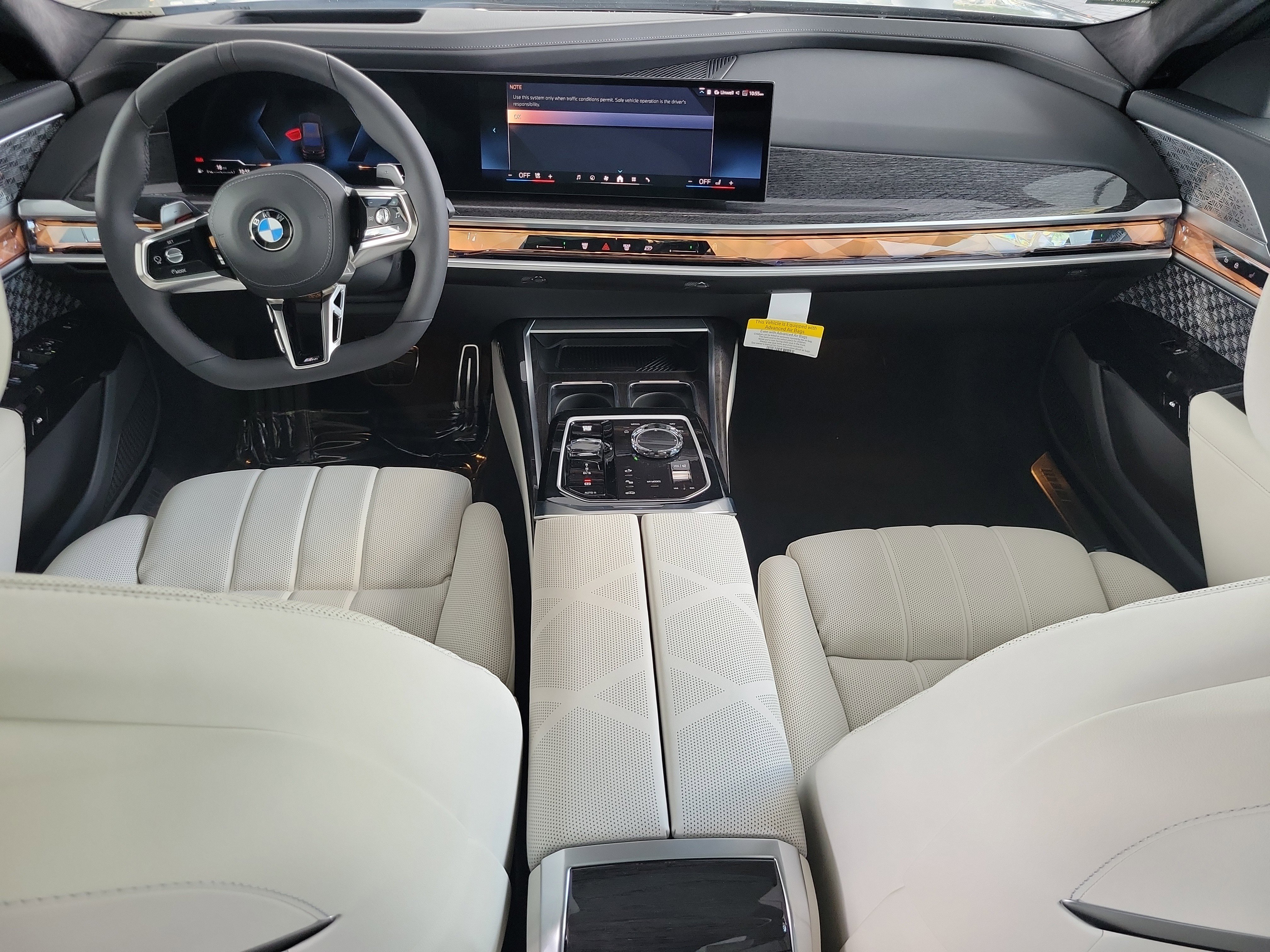 New 2026 BMW 760i xDrive AWD/4WD image 15
