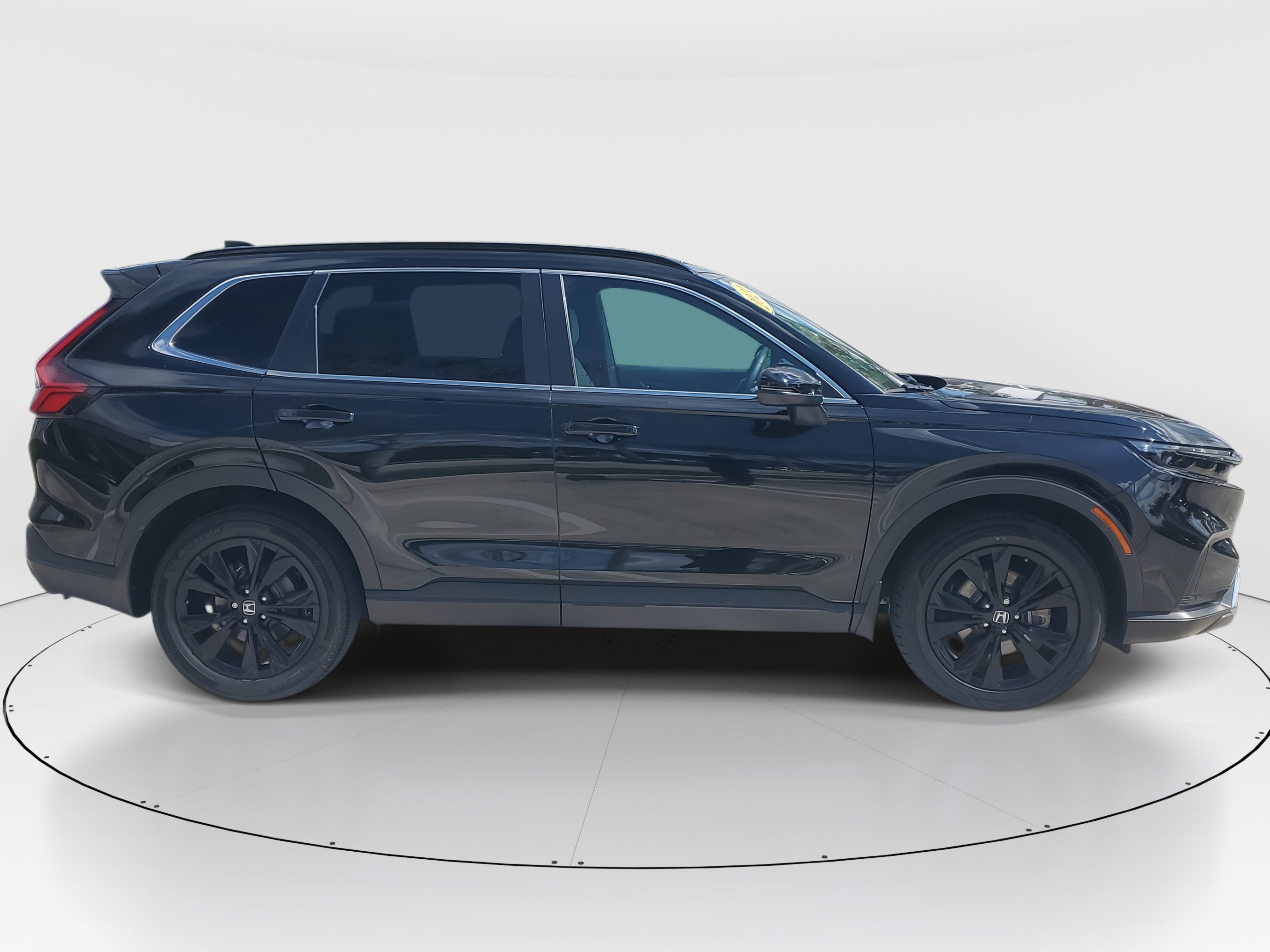 Used 2024 Honda CR-V Sport Touring image 2