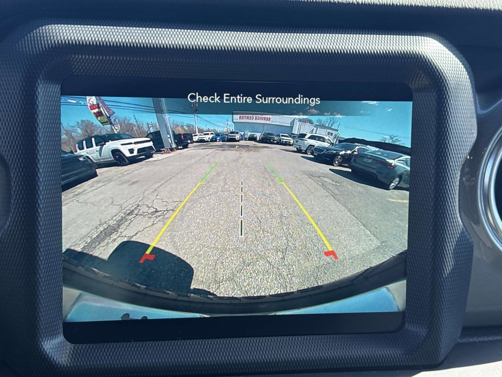 Used 2022 Jeep Wrangler Unlimited Sahara w/ LED Lighting Group AWD/4WD image 25