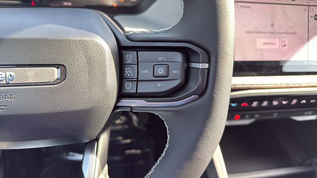 New 2026 Jeep Cherokee Limited image 32