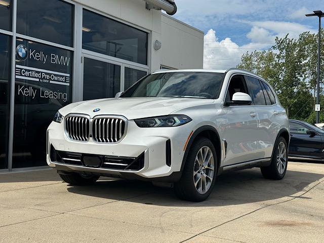 Used 2026 BMW X5 xDrive40i AWD/4WD image 3