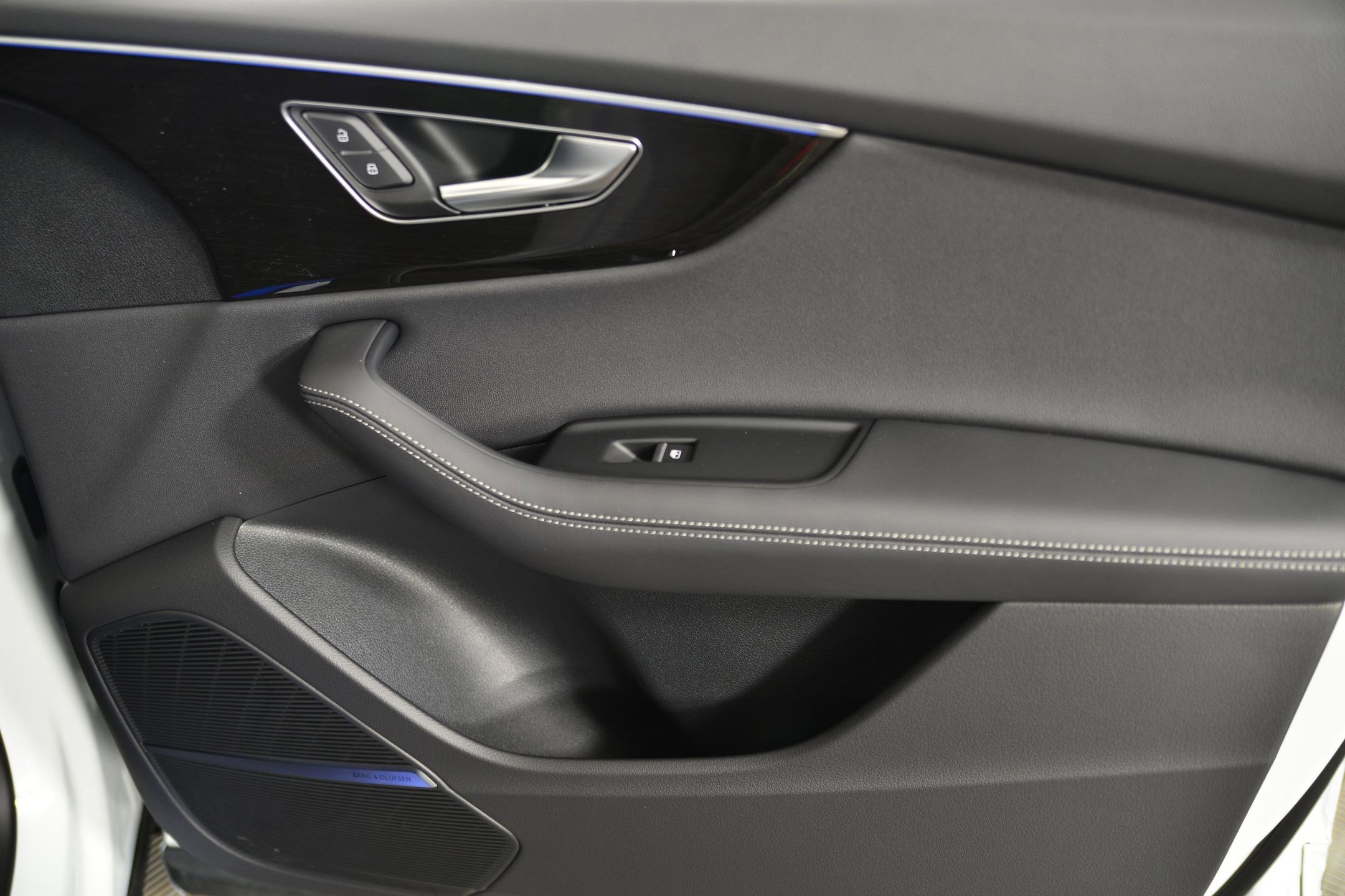 New 2026 Audi Q8 Premium Plus image 9