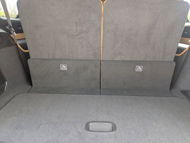 New 2026 Jeep Grand Cherokee L Summit w/ Rear Seat Video Group I image 31