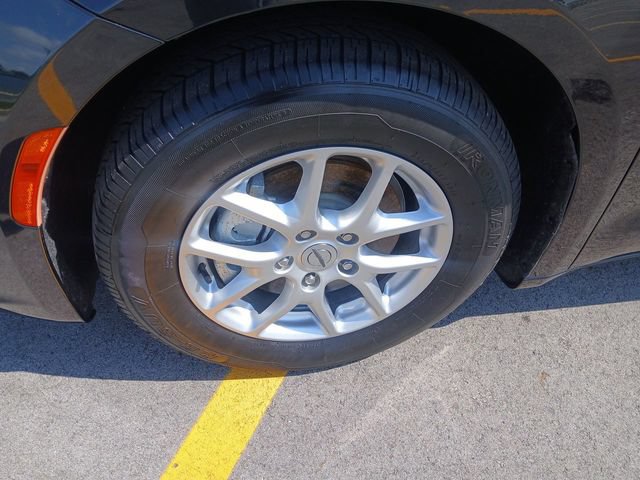 Used 2023 Chrysler Pacifica Touring-L FWD image 11
