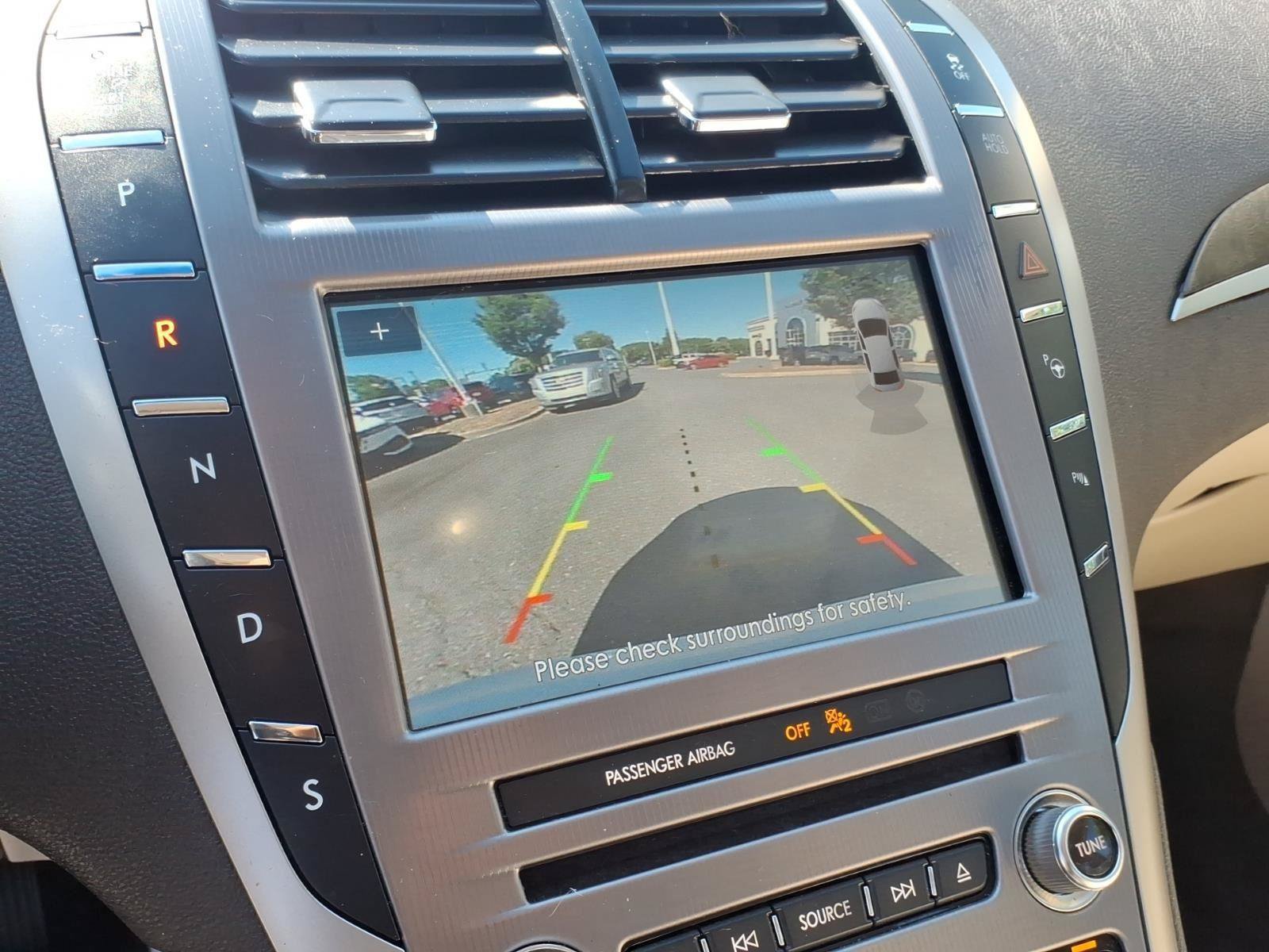 Used 2020 Lincoln MKZ Reserve w/ Luxury Package FWD image 4