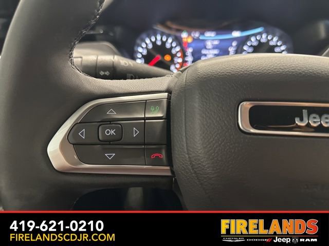 New 2025 Jeep Compass Latitude w/ Sun & Sound Group image 18