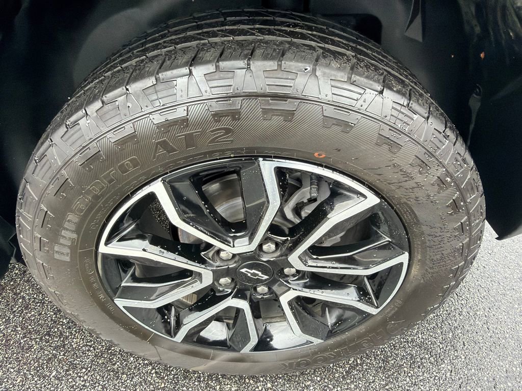 Used 2024 Chevrolet TrailBlazer ACTIV w/ Driver Confidence Package FWD image 19