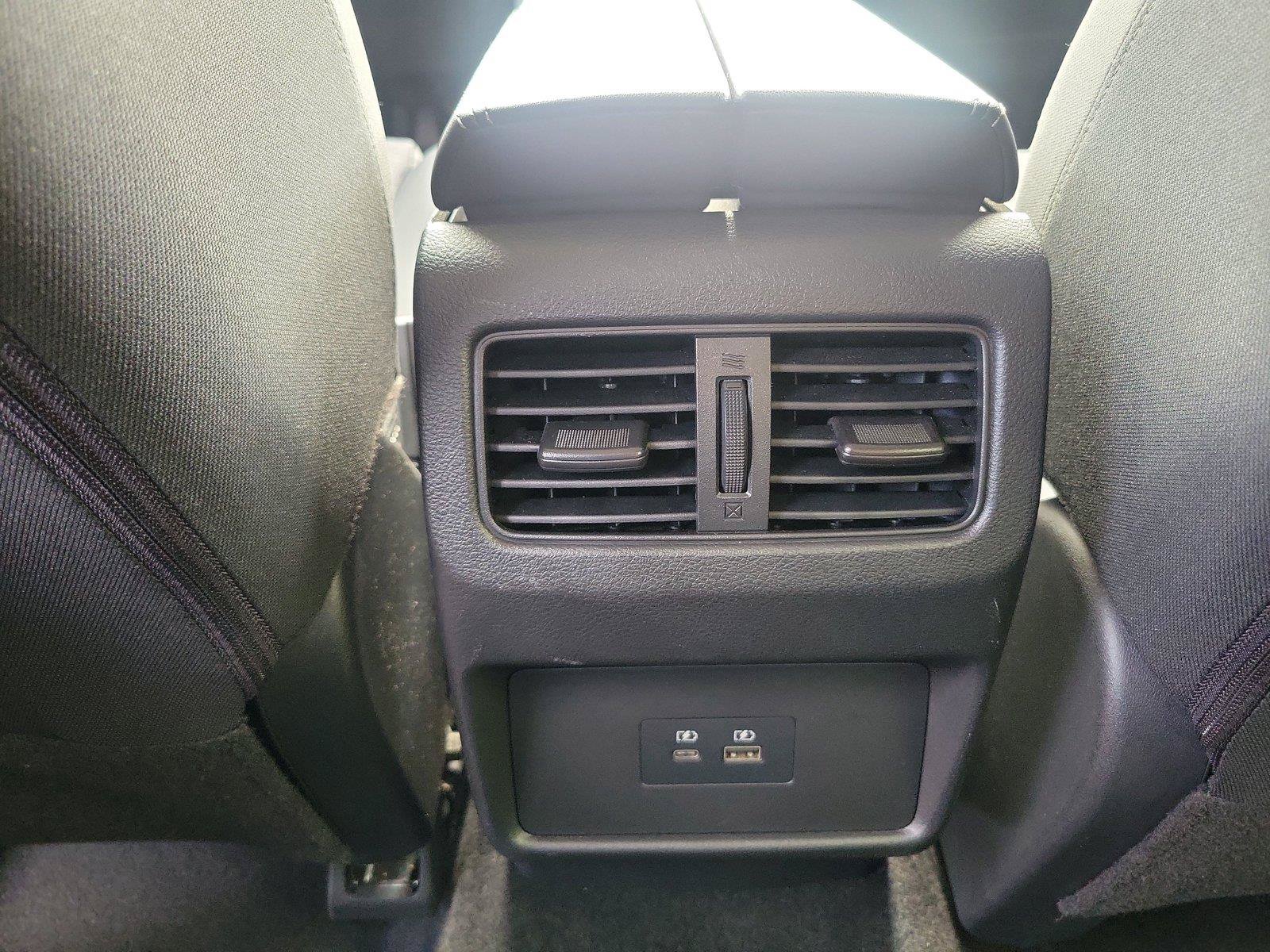 Used 2023 Nissan Rogue SV AWD/4WD image 12