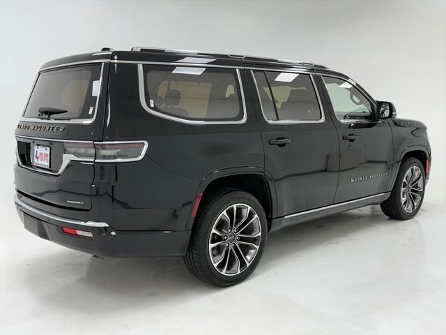 Used 2022 Jeep Grand Wagoneer Series III w/ Rear Seat Video Group 1 AWD/4WD image 41