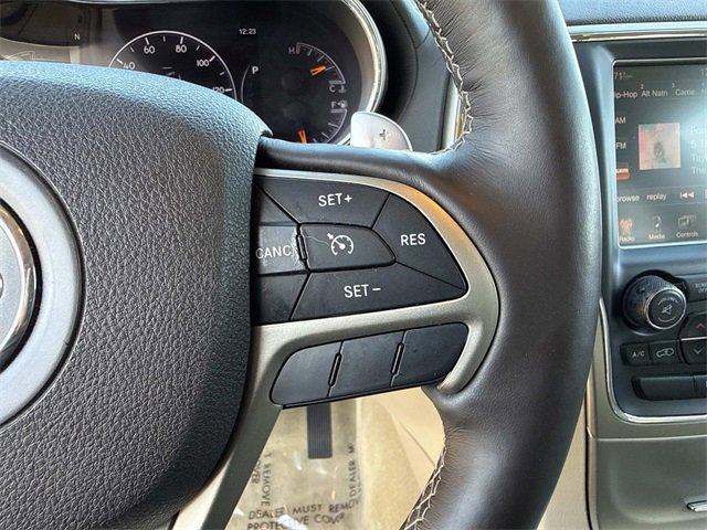 Used 2015 Jeep Grand Cherokee Overland image 27