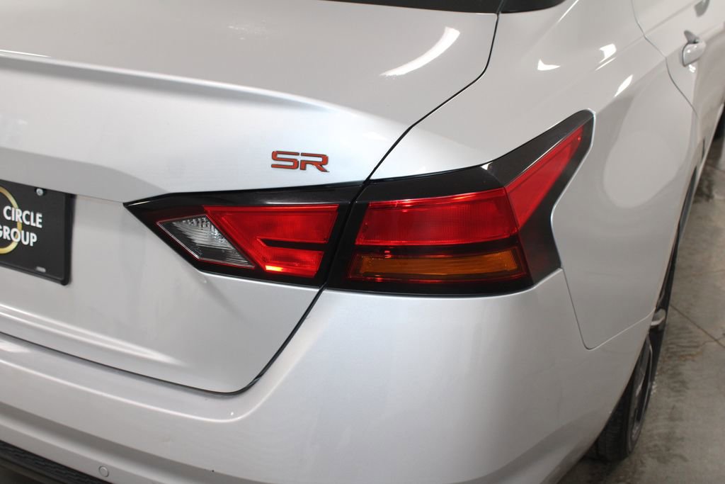 Used 2024 Nissan Altima 2.5 SR image 12