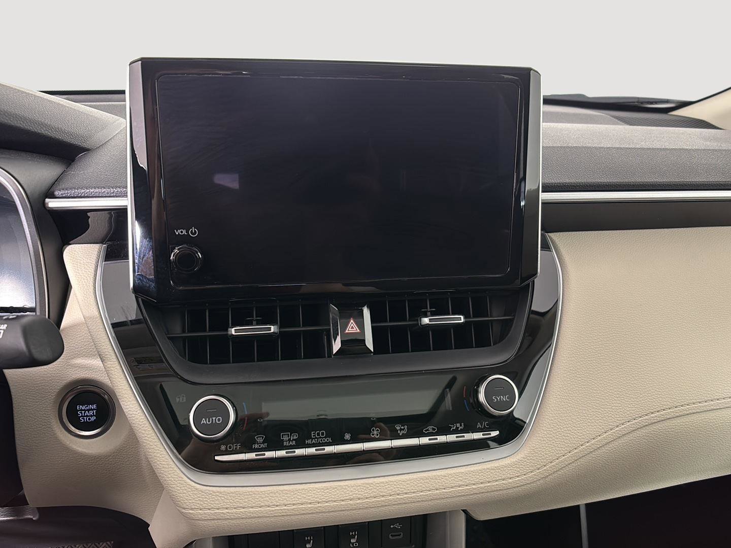 Used 2023 Toyota Corolla Cross XLE w/ Convenience Package image 30