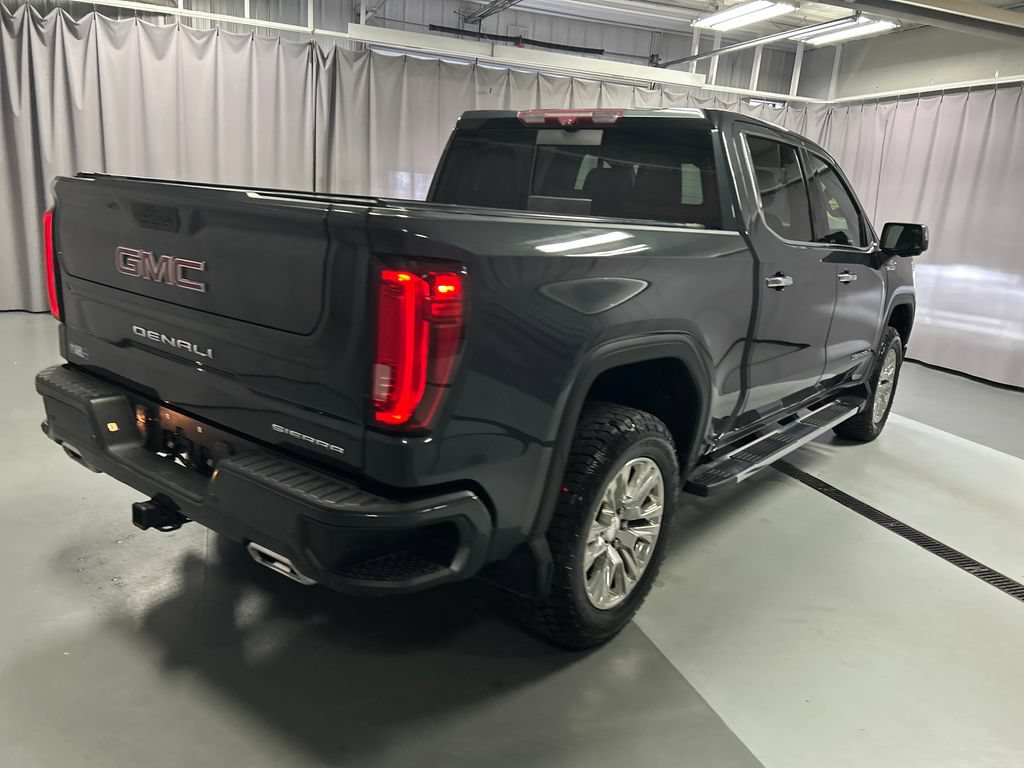 Used 2021 GMC Sierra 1500 Denali w/ Technology Package AWD/4WD image 7