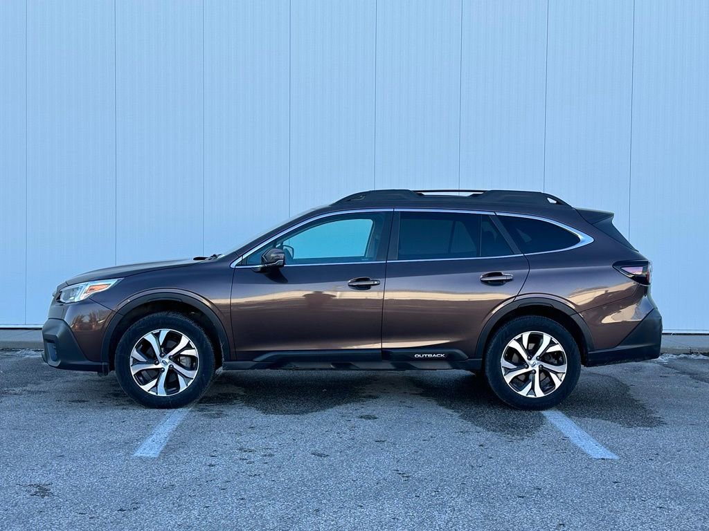 Used 2022 Subaru Outback Limited image 2