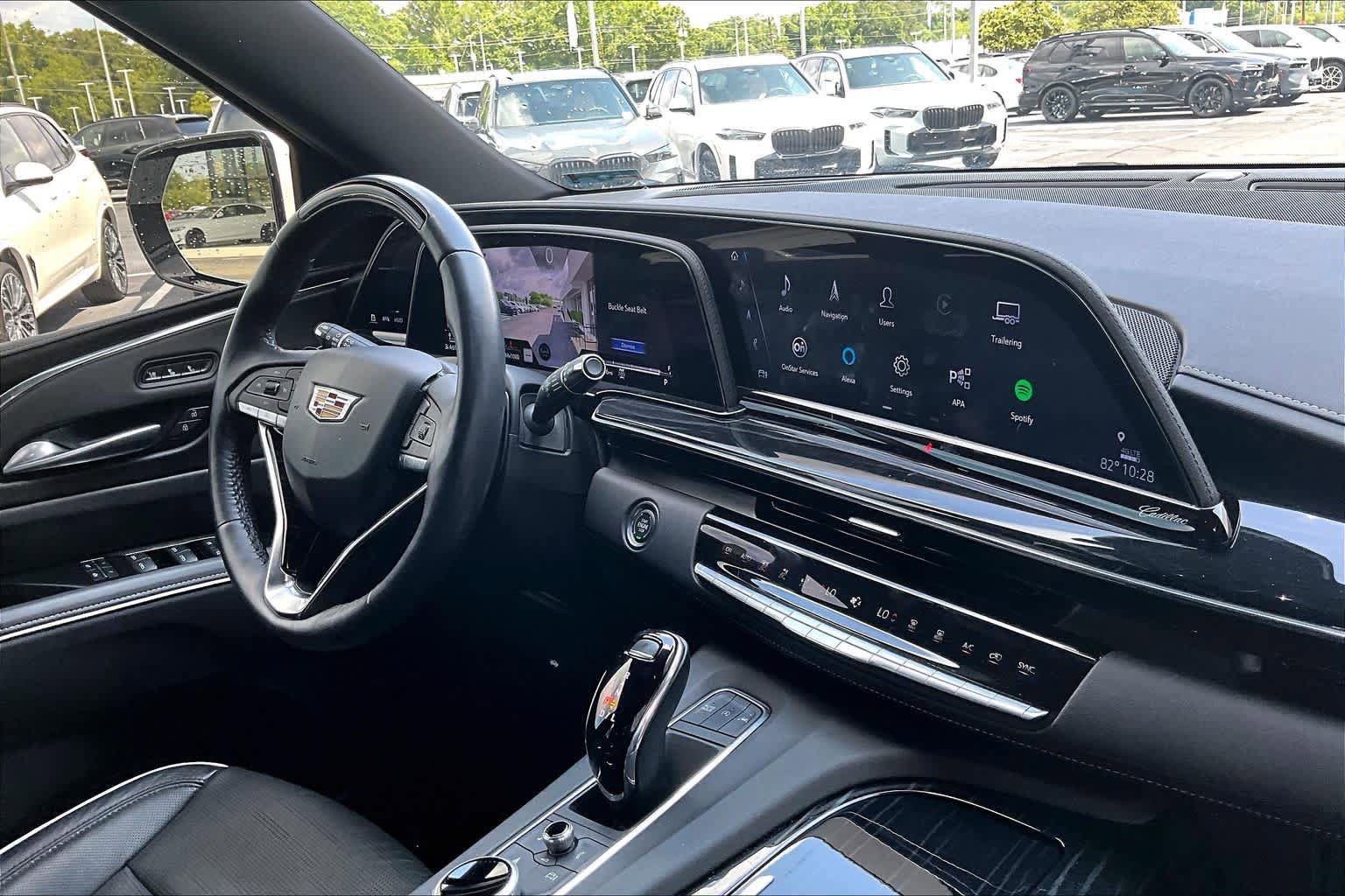 Used 2024 Cadillac Escalade Sport w/ LPO, ONYX Package AWD/4WD image 31