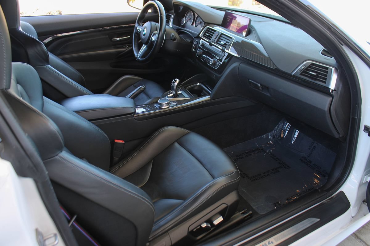 Used 2018 BMW M4 Coupe RWD image 18