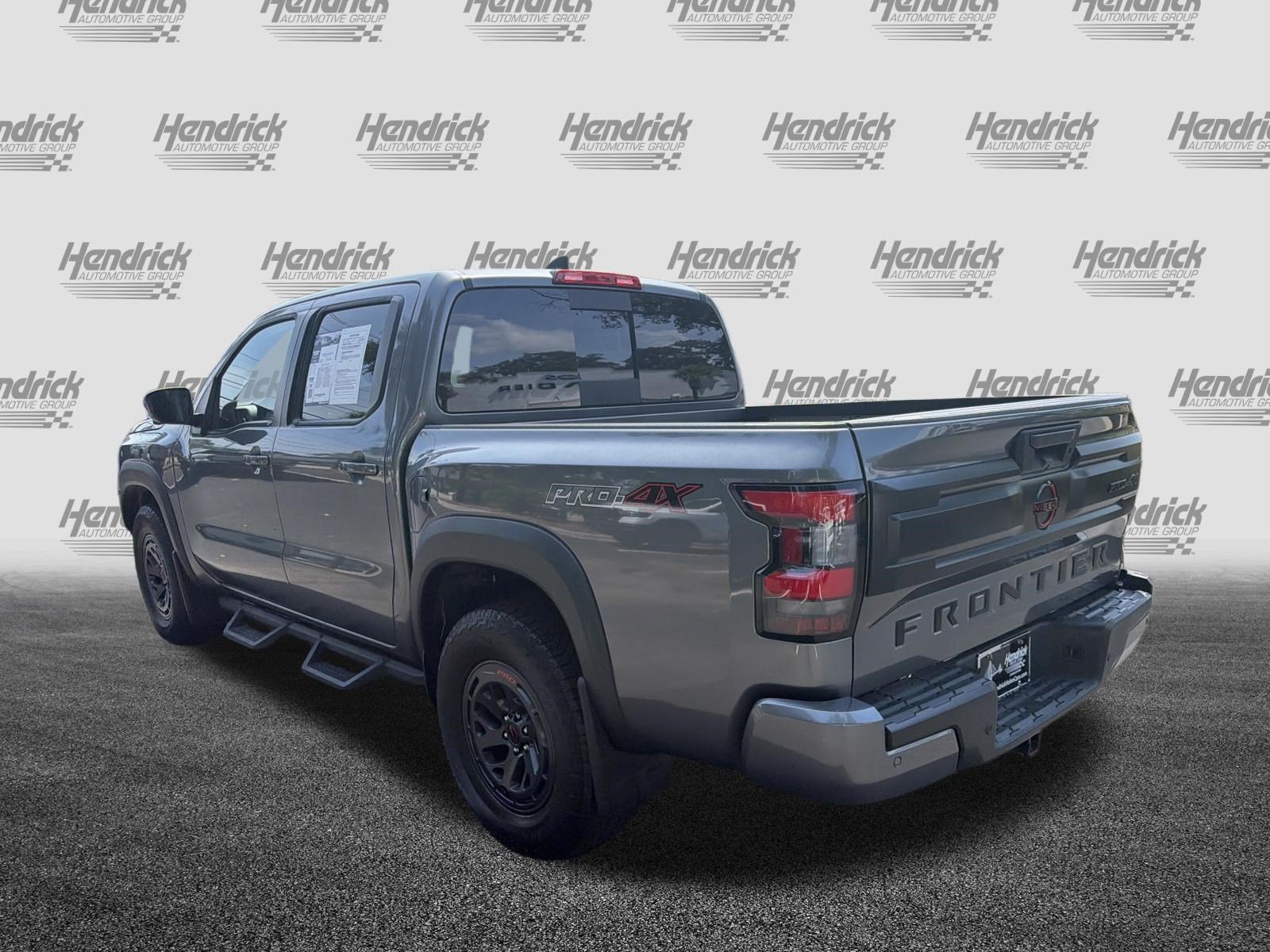 Used 2025 Nissan Frontier PRO-4X w/ Pro Premium Package AWD/4WD image 8