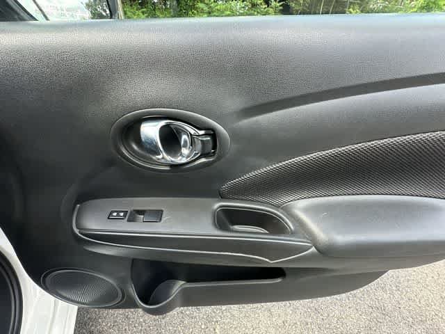 Used 2017 Nissan Versa SV FWD image 17
