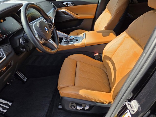 Used 2023 BMW X6 xDrive40i w/ Executive Package image 9