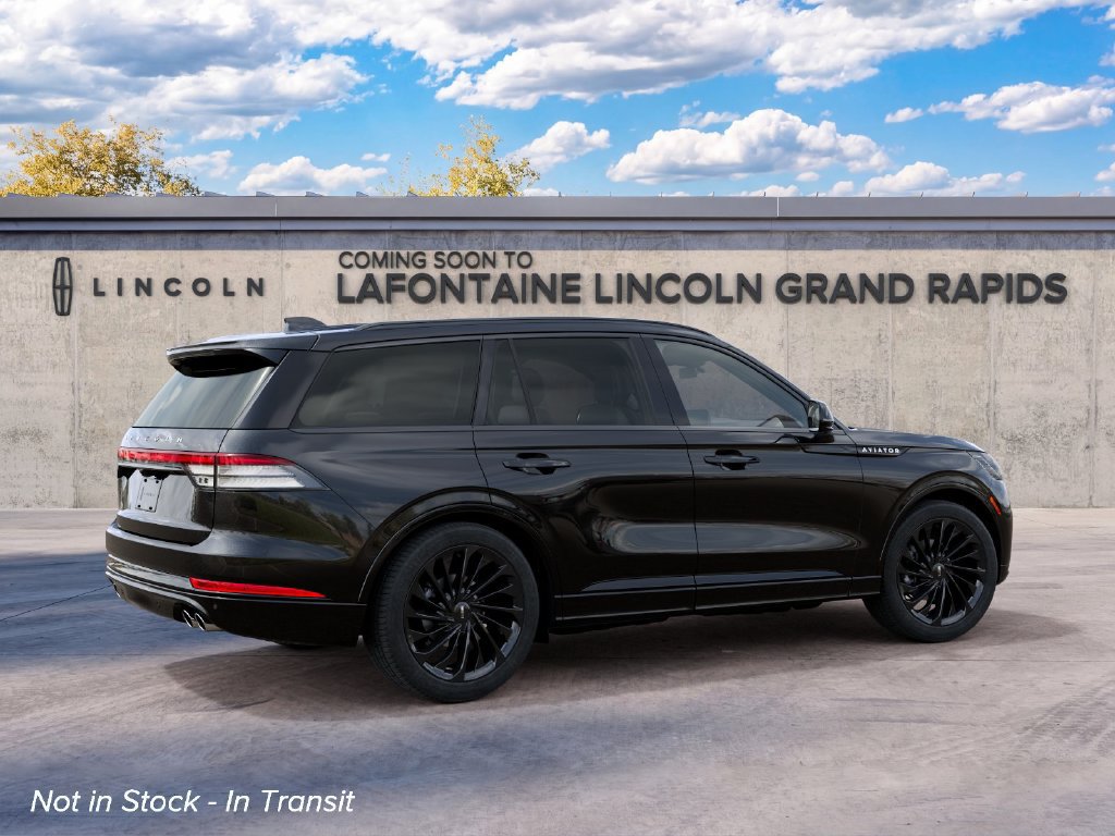 New 2027 Lincoln Aviator Reserve w/ Jet Appearance Package AWD/4WD image 6