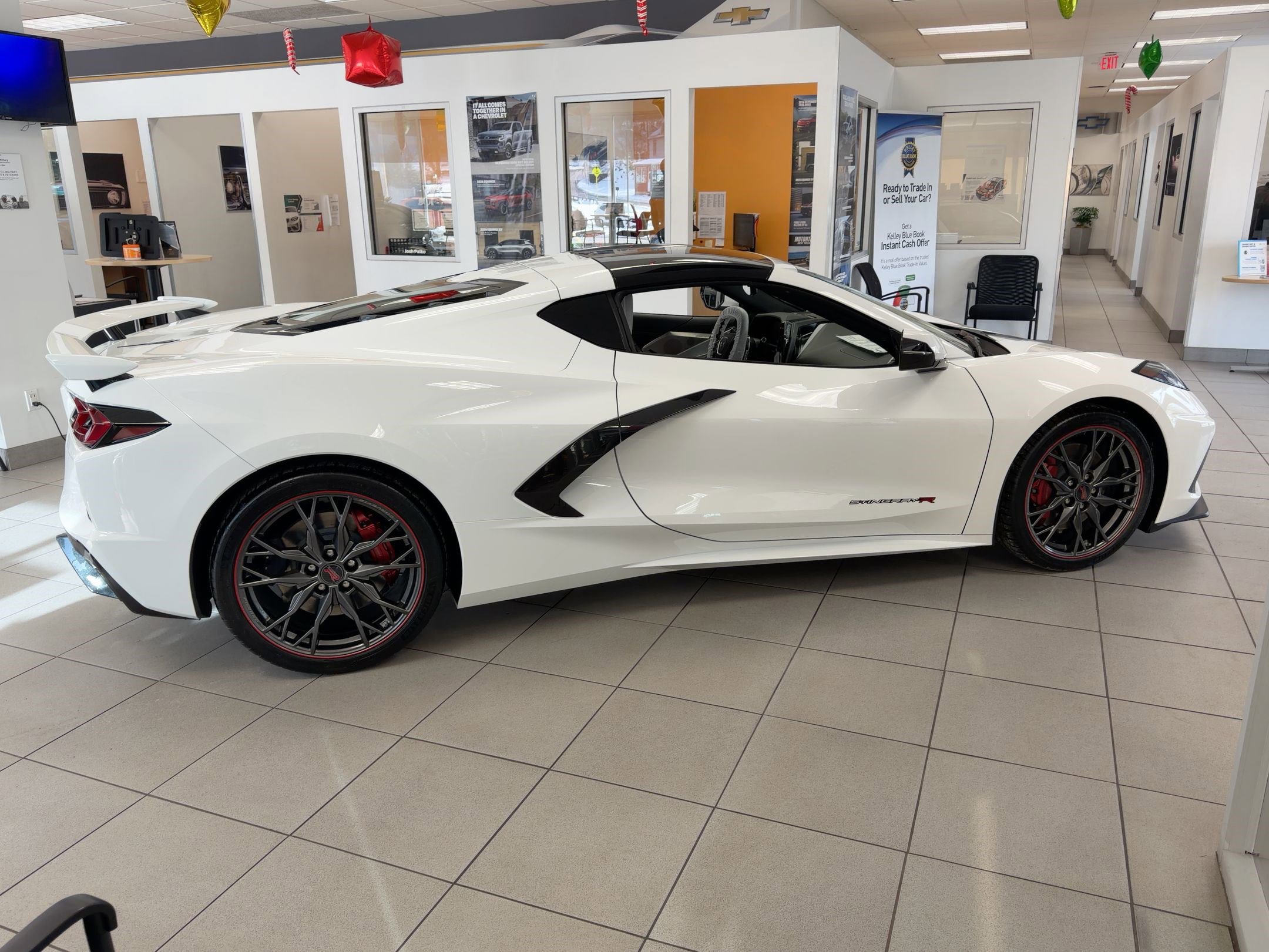 New 2026 Chevrolet Corvette Stingray Preferred Cpe w/ Z51 Performance Package image 8