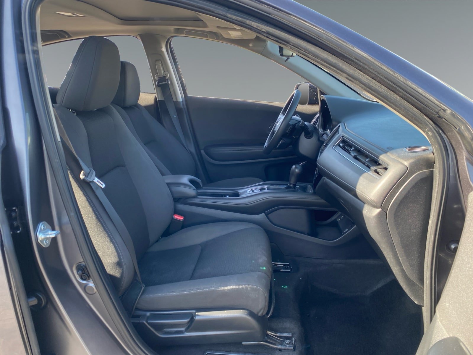 Used 2022 Honda HR-V EX image 15