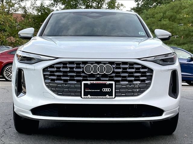 Used 2025 Audi Q5 Premium w/ 19" Wheel Package AWD/4WD image 8