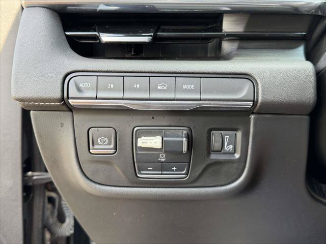 Used 2023 Cadillac Escalade ESV Sport AWD/4WD image 24
