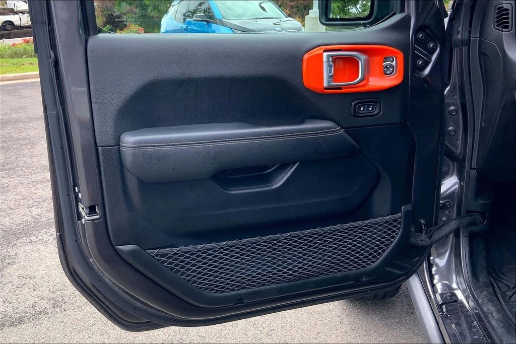 Used 2021 Jeep Wrangler Unlimited Sahara image 22