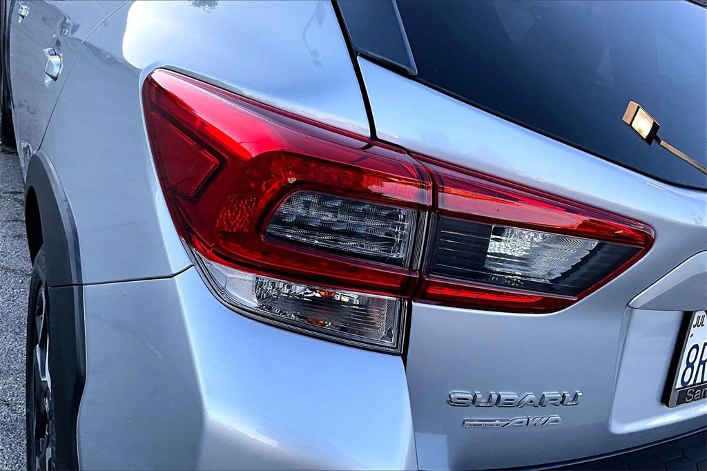 Used 2020 Subaru Crosstrek 2.0i Limited w/ Moonroof Package image 23