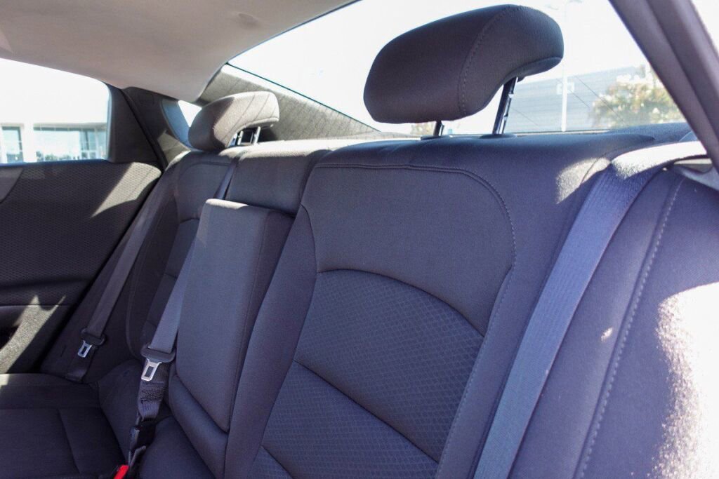 Used 2019 Chevrolet Malibu LT image 11