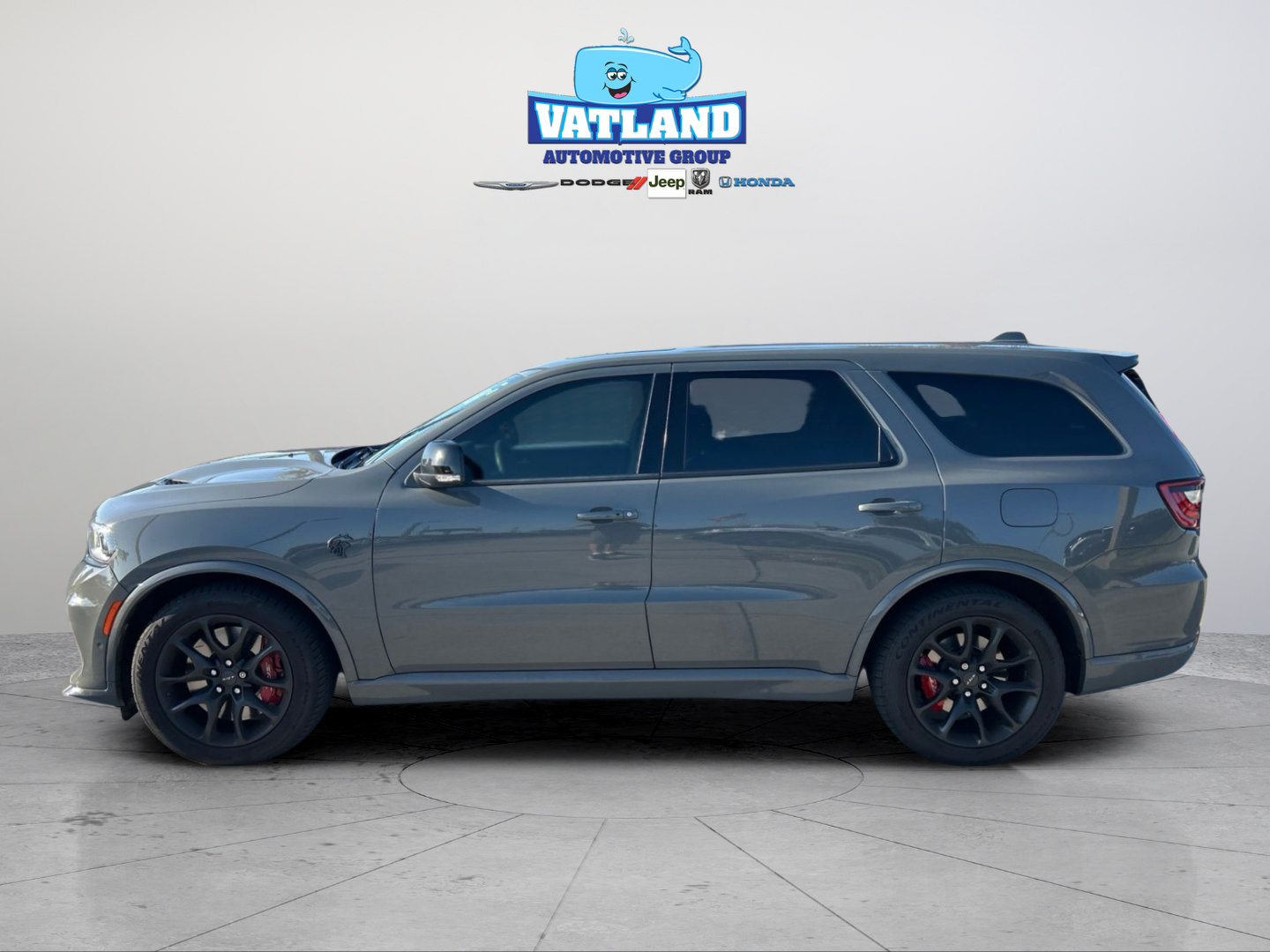 Used 2021 Dodge Durango SRT Hellcat w/ Technology Group AWD/4WD image 2
