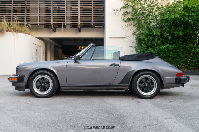 Used 1986 Porsche 911 Carrera RWD image 3
