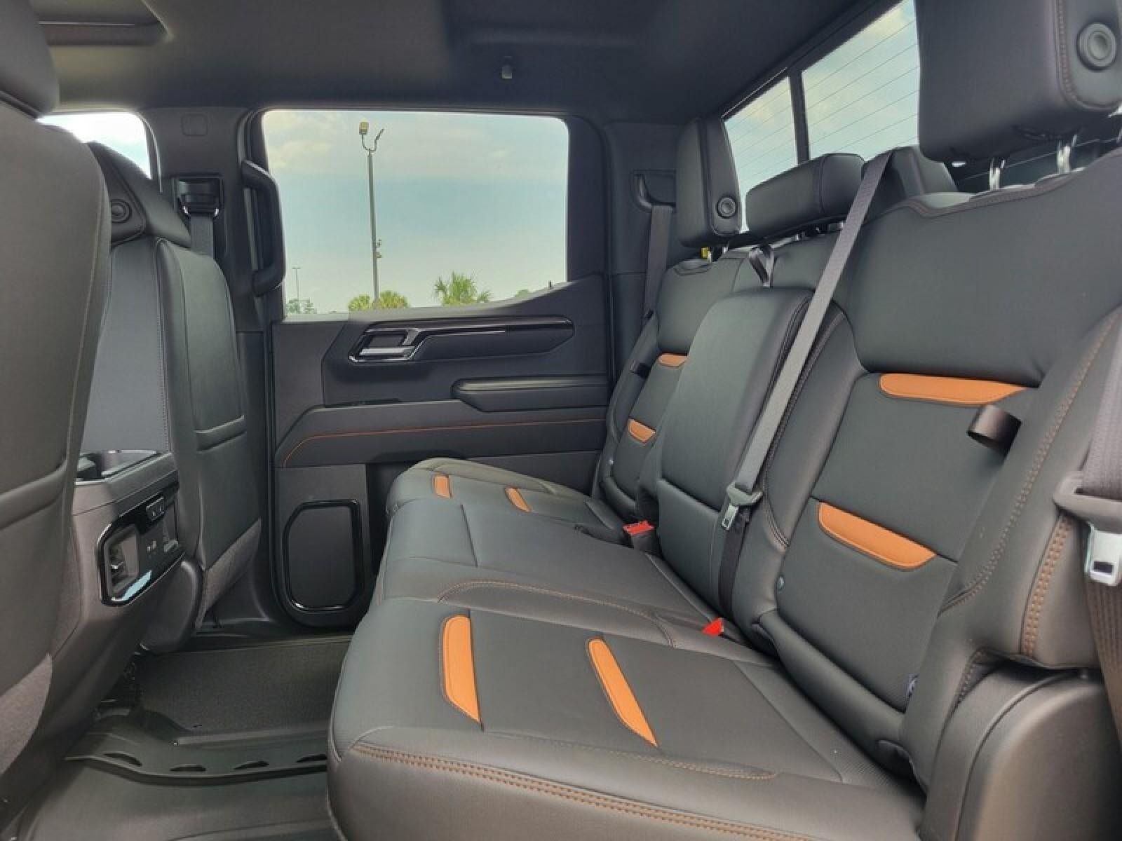 New 2026 GMC Sierra 1500 AT4 w/ AT4 Premium Package AWD/4WD image 22