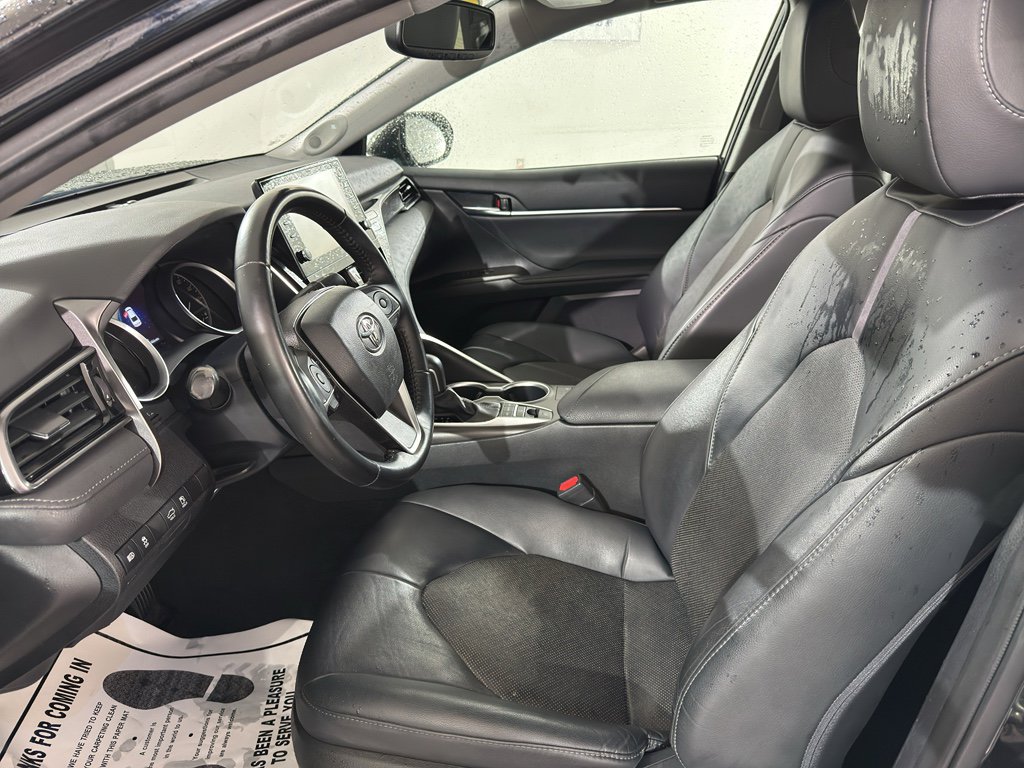 Used 2023 Toyota Camry XLE image 12