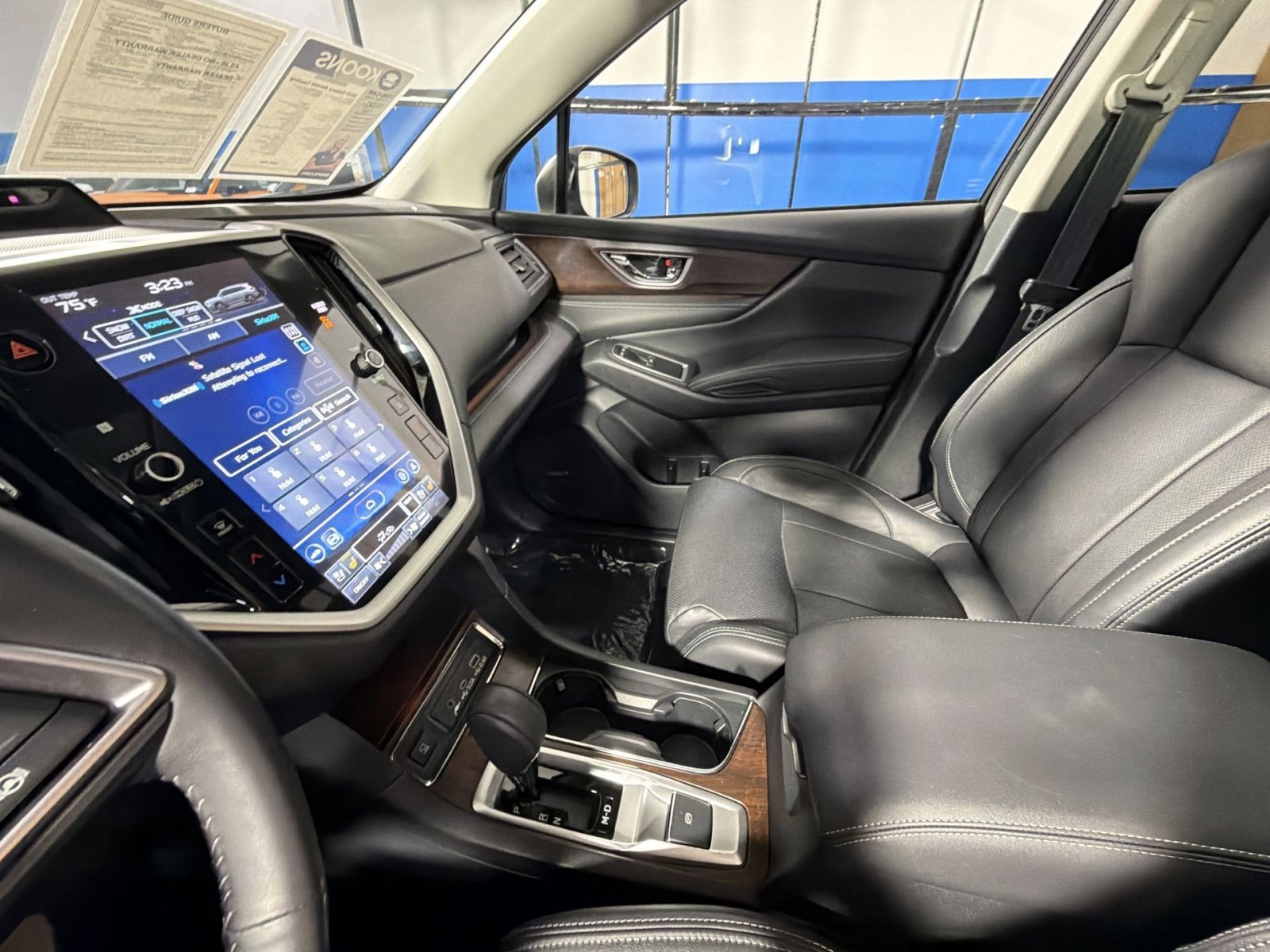 Used 2023 Subaru Ascent Touring AWD/4WD image 41