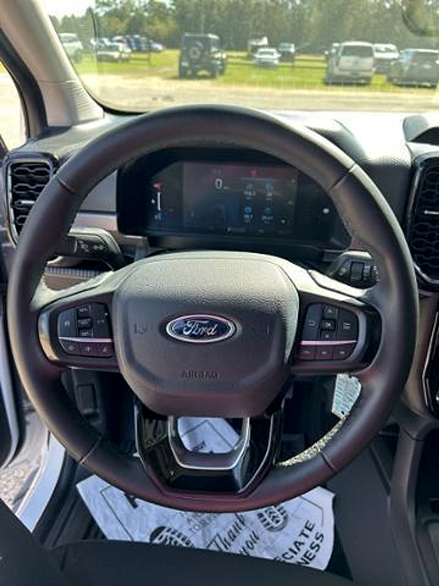 Used 2024 Ford Ranger XLT w/ FX4 Off-Road Package image 19