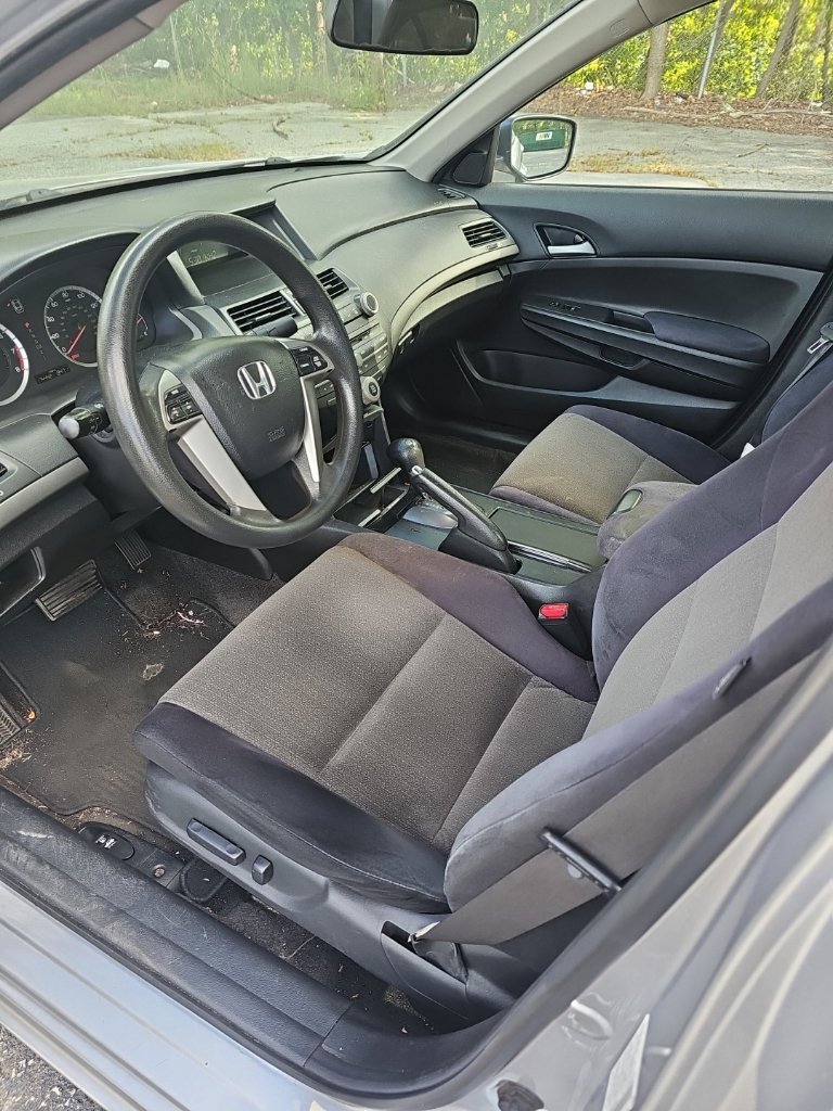 Used 2009 Honda Accord LX-P image 17
